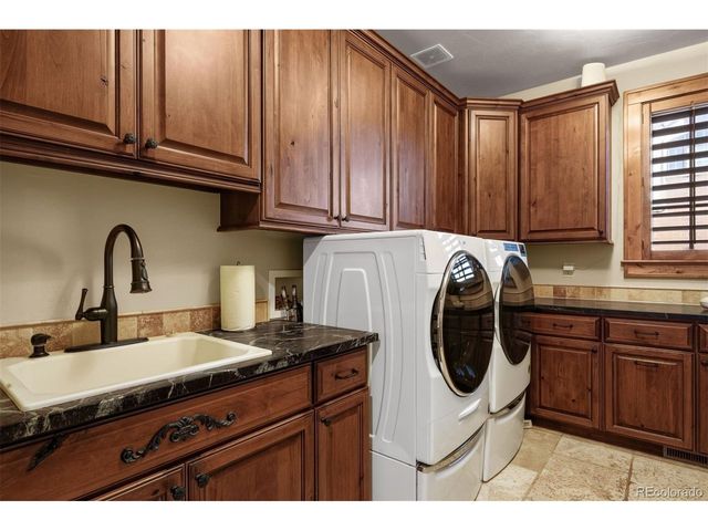 5700 Amber Ridge Dr, Castle Pines, CO 80108