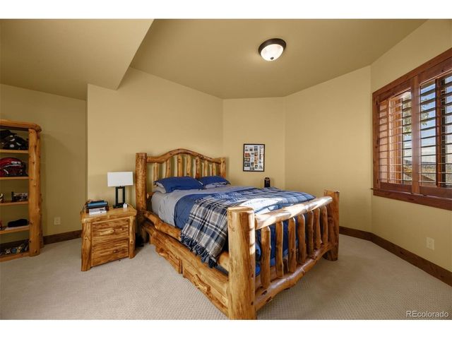 5700 Amber Ridge Dr, Castle Pines, CO 80108