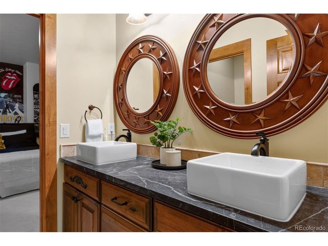 5700 Amber Ridge Dr, Castle Pines, CO 80108