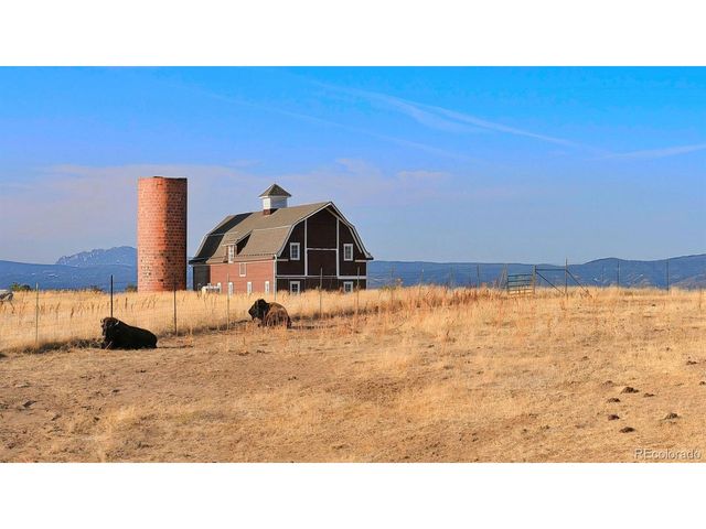 5700 Amber Ridge Dr, Castle Pines, CO 80108