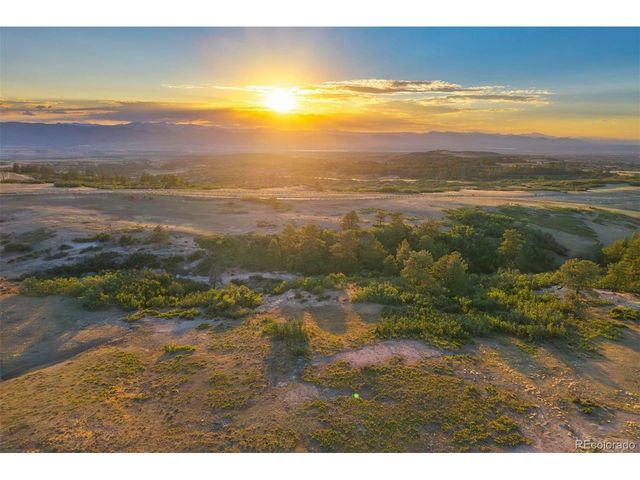 5700 Amber Ridge Dr, Castle Pines, CO 80108