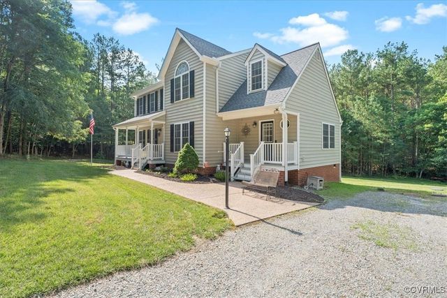 2551 Walkers Ridge Cir, Powhatan, VA 23139