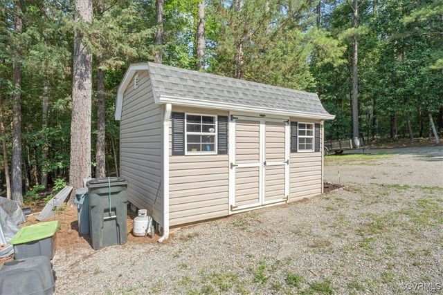 2551 Walkers Ridge Cir, Powhatan, VA 23139