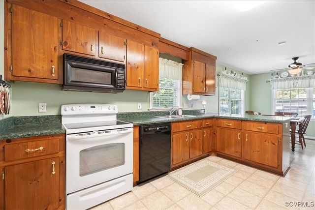 2551 Walkers Ridge Cir, Powhatan, VA 23139