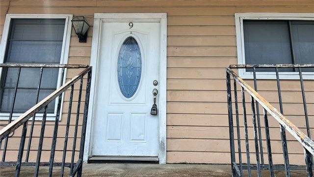 1004 Austin St 9, Portland, TX 78374