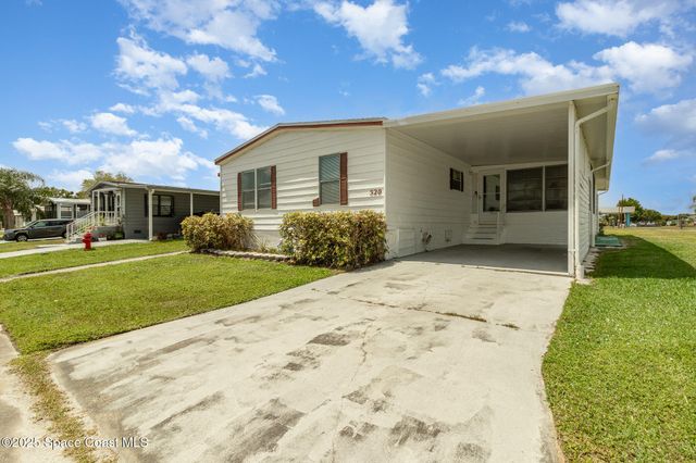 520 Jennifer Circle, Melbourne, FL 32904