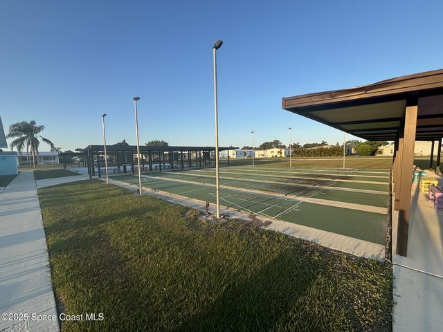520 Jennifer Circle, Melbourne, FL 32904