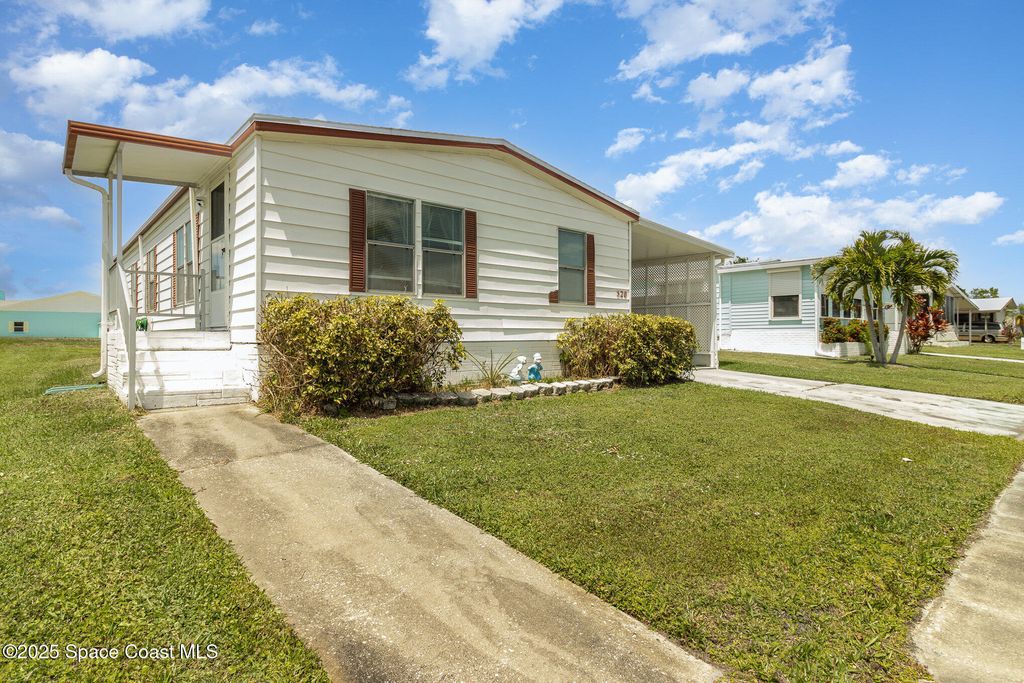 520 Jennifer Circle, Melbourne, FL 32904
