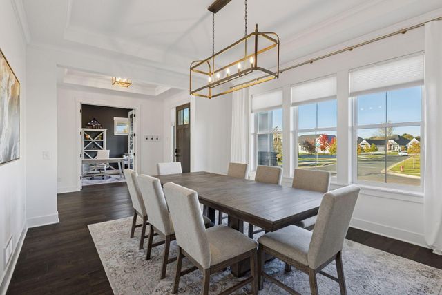 1389 Palmer Drive N, Lake Elmo, MN 55042