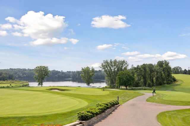 1389 Palmer Drive N, Lake Elmo, MN 55042