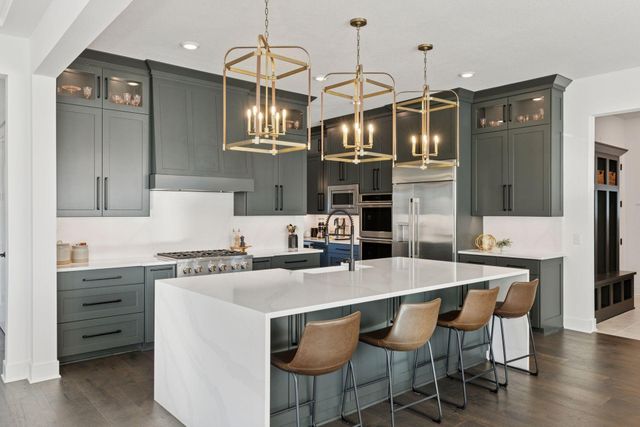 1389 Palmer Drive N, Lake Elmo, MN 55042