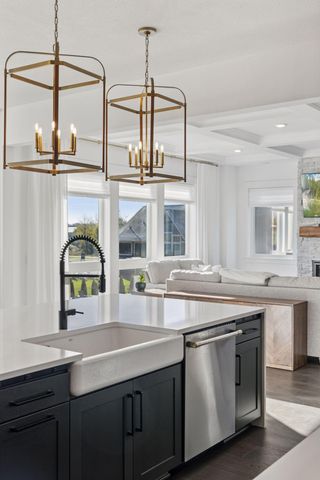 1389 Palmer Drive N, Lake Elmo, MN 55042