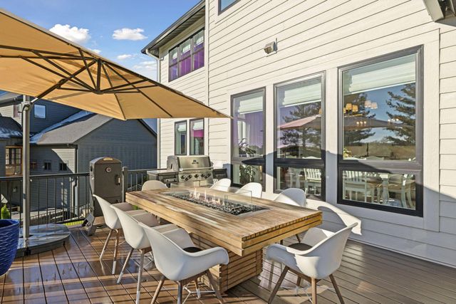 1389 Palmer Drive N, Lake Elmo, MN 55042