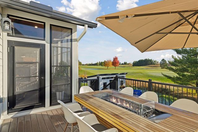 1389 Palmer Drive N, Lake Elmo, MN 55042