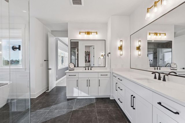 1389 Palmer Drive N, Lake Elmo, MN 55042