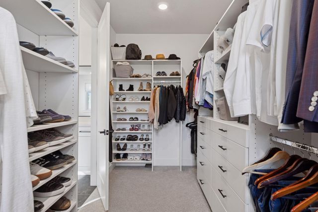 1389 Palmer Drive N, Lake Elmo, MN 55042