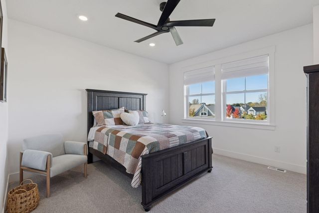 1389 Palmer Drive N, Lake Elmo, MN 55042