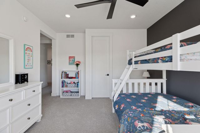 1389 Palmer Drive N, Lake Elmo, MN 55042