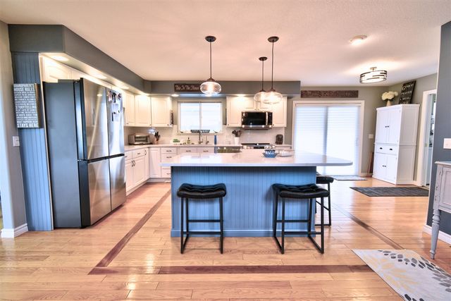 1291 S Queensway Drive, Lake Isabella, MI 48893