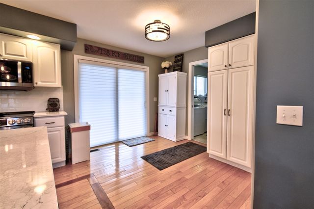 1291 S Queensway Drive, Lake Isabella, MI 48893