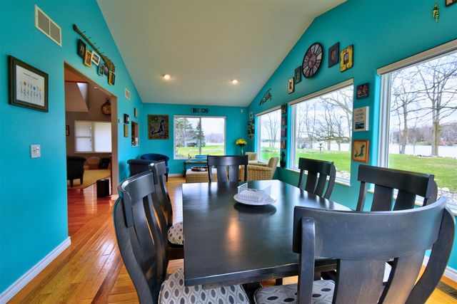 1291 S Queensway Drive, Lake Isabella, MI 48893