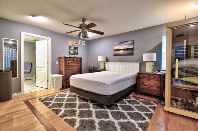 1291 S Queensway Drive, Lake Isabella, MI 48893