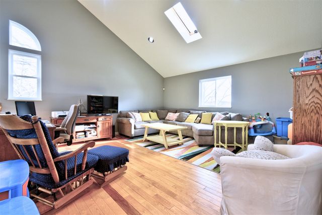 1291 S Queensway Drive, Lake Isabella, MI 48893