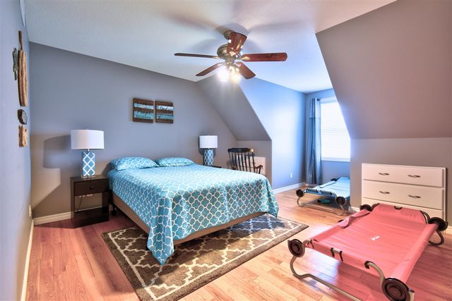 1291 S Queensway Drive, Lake Isabella, MI 48893