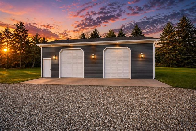 1291 S Queensway Drive, Lake Isabella, MI 48893