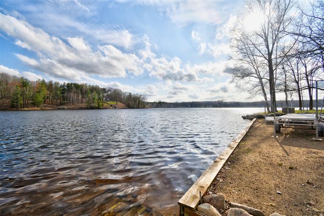 1291 S Queensway Drive, Lake Isabella, MI 48893