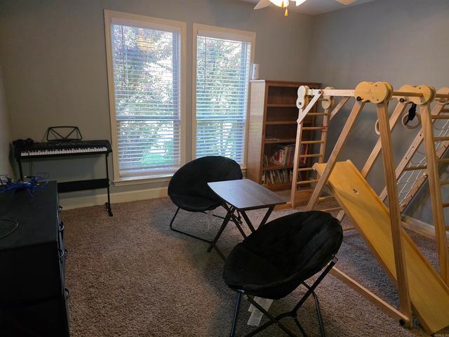 599 N Holly St, Beebe, AR 72012