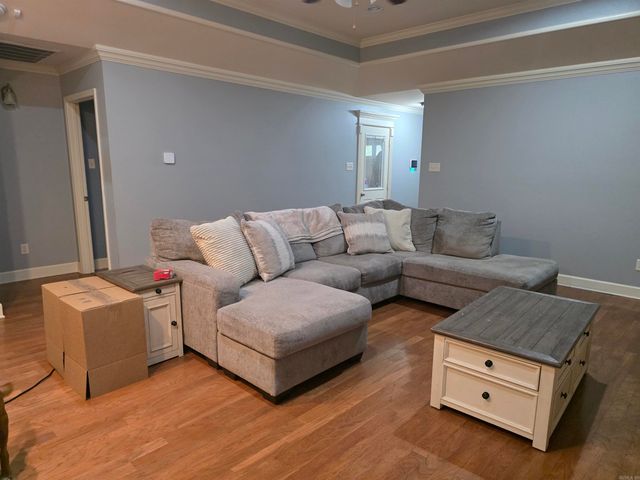 599 N Holly St, Beebe, AR 72012