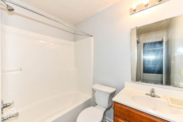 6281 Kelsey Drive, Indianapolis, IN 46268