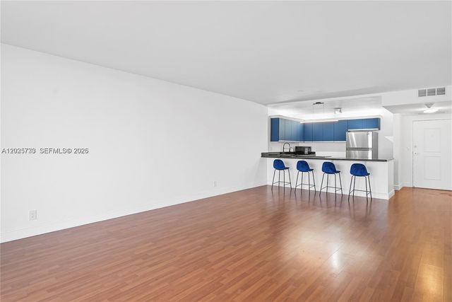 2500 Parkview Dr 1503, Hallandale Beach, FL 33009