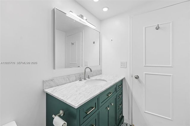 2500 Parkview Dr 1503, Hallandale Beach, FL 33009