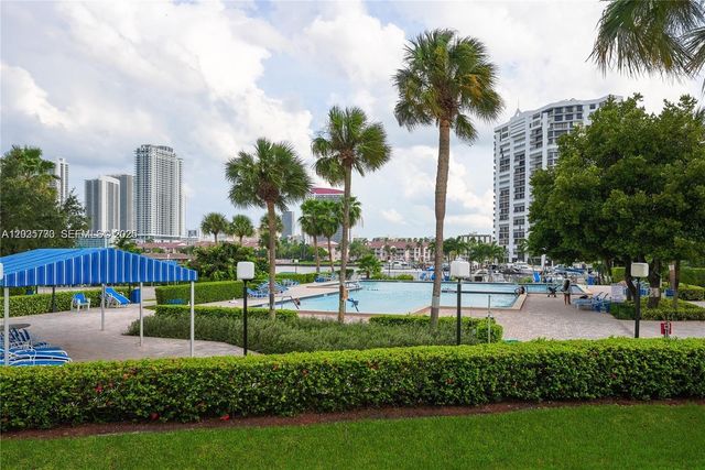 2500 Parkview Dr 1503, Hallandale Beach, FL 33009