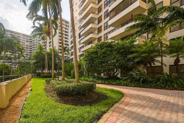 2500 Parkview Dr 1503, Hallandale Beach, FL 33009
