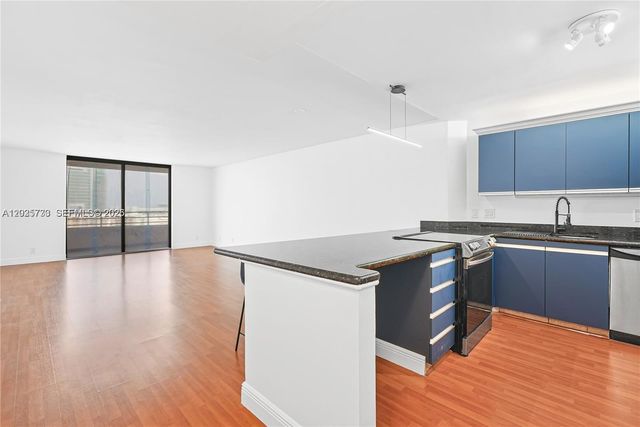 2500 Parkview Dr 1503, Hallandale Beach, FL 33009