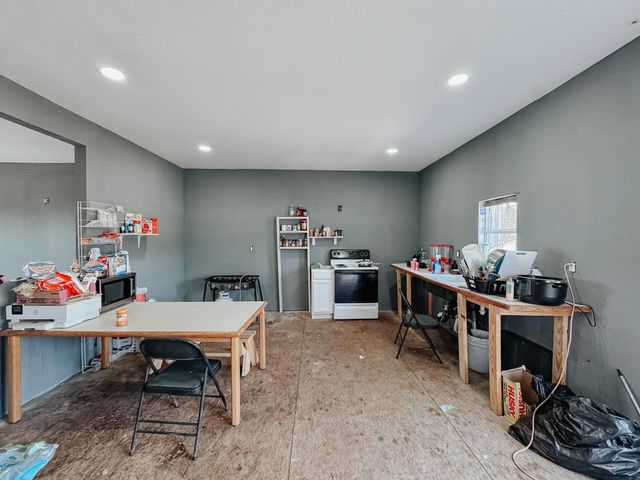 6857 County Road 0021, Corsicana, TX 75110