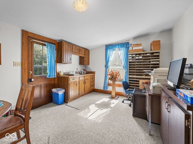 146 E Broadway Street, Shelbyville, IN 46176