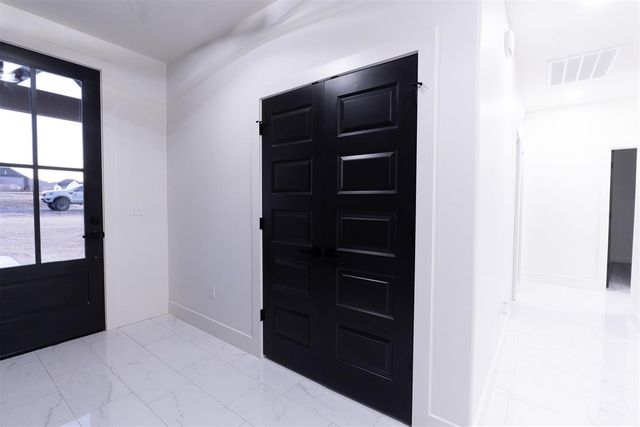 4348 Raymond Lane, Guthrie, OK 73044