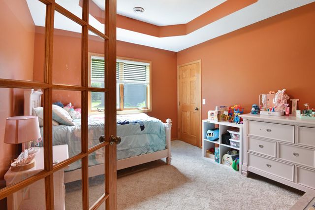 1007 Arbor Way, Sauk Rapids, MN 56379