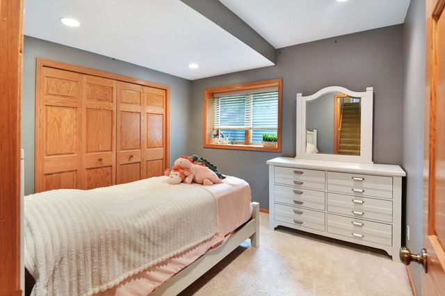 1007 Arbor Way, Sauk Rapids, MN 56379