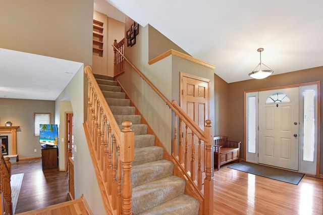 1007 Arbor Way, Sauk Rapids, MN 56379