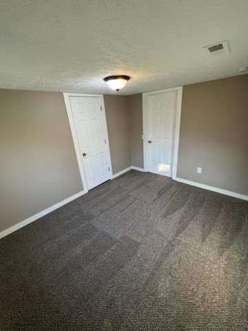 203 S Division Street, Seymour, MO 65746