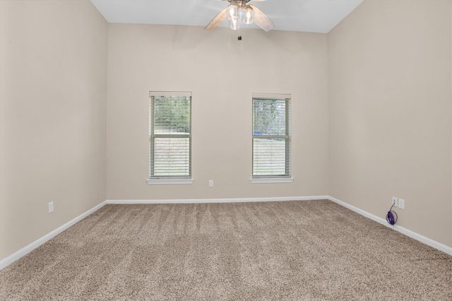 150 Sky Oak Lane, Huntsville, TX 77340