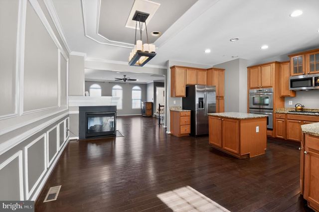 2102 CONGRESBURY PL, Upper Marlboro, MD 20774