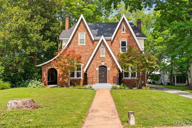101 Mesa Drive, Collinsville, IL 62234