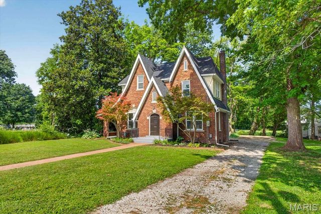 101 Mesa Drive, Collinsville, IL 62234