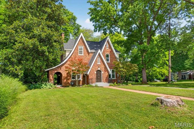 101 Mesa Drive, Collinsville, IL 62234